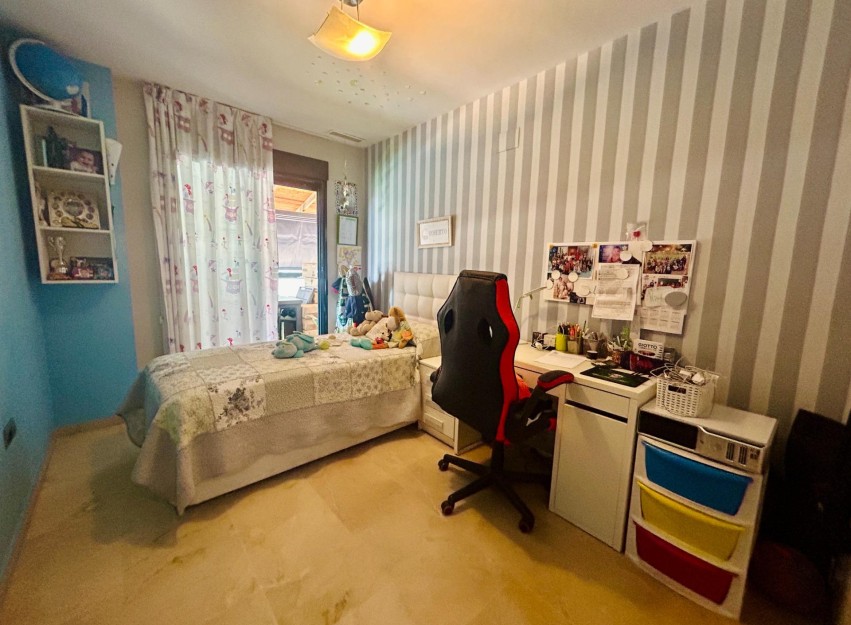 Revente - Apartment - Elche - Campo de Fútbol