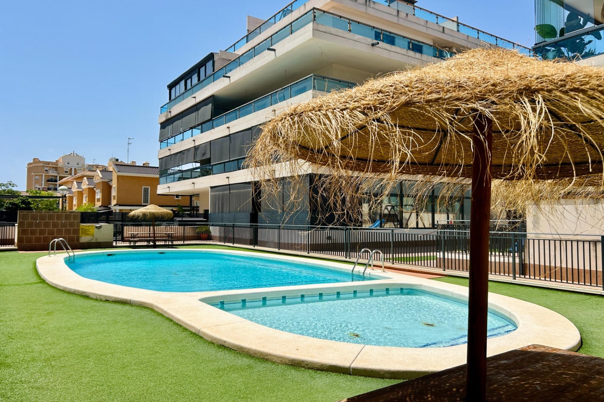 Revente - Apartment - Elche - Campo de Fútbol