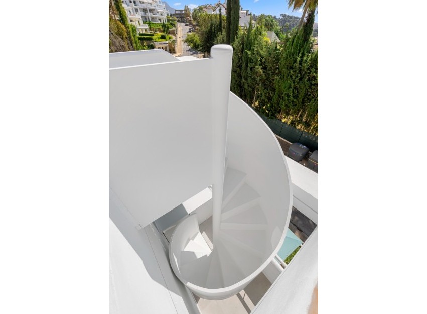Revente - Apartment - Marbella - Nueva Andalucía