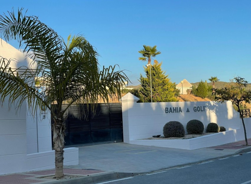 Revente - Apartment - Muchamiel - Club De Golf Bonalba