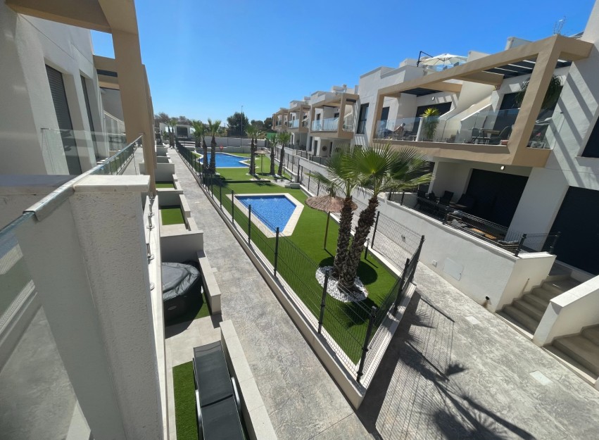 Revente - Apartment - Orihuela Costa - Villamartín