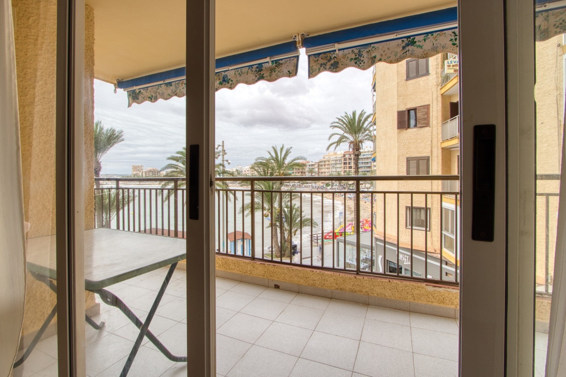 Revente - Apartment - Torrevieja - Playa del Cura