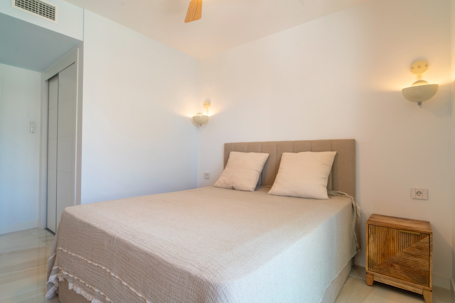 Revente - Apartment - Torrevieja - Punta Prima