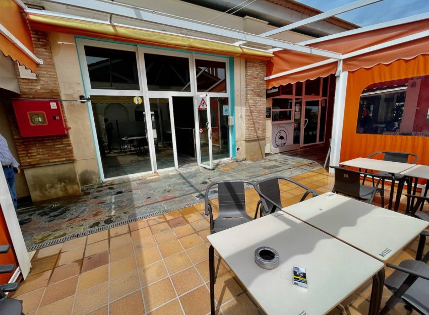 Revente - Commercial - Algorfa - La finca Golf