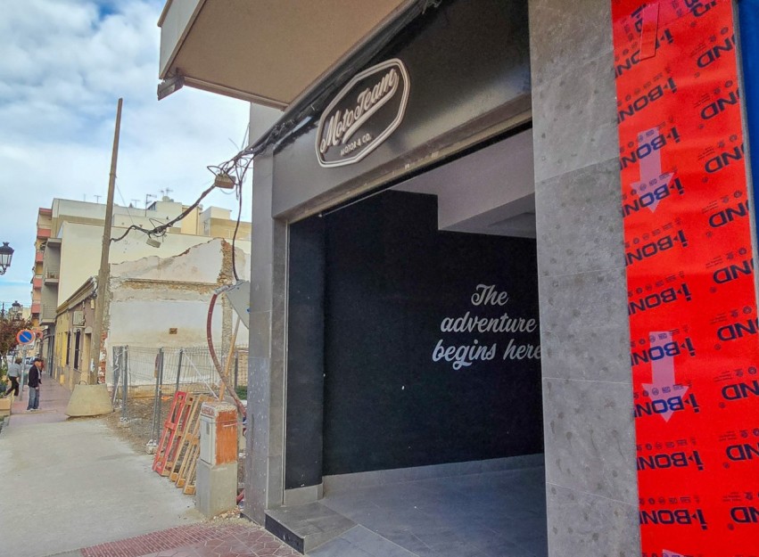 Revente - Commercial - Guardamar del Segura - Center