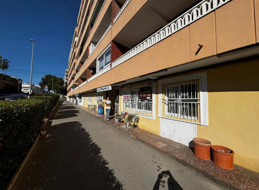Revente - Commercial - Orihuela Costa - Punta Prima