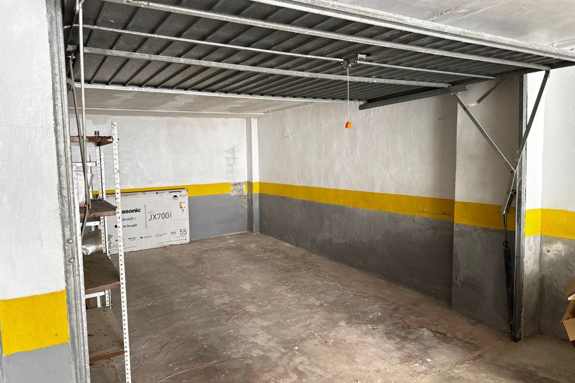 Revente - Commercial - Punta Prima