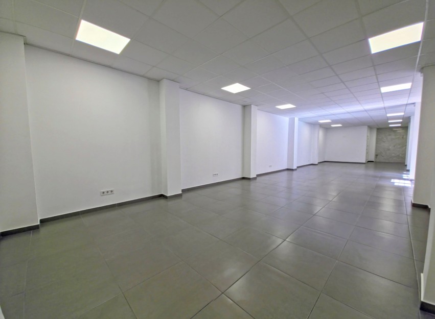 Revente - Commercial - Torrevieja - Center