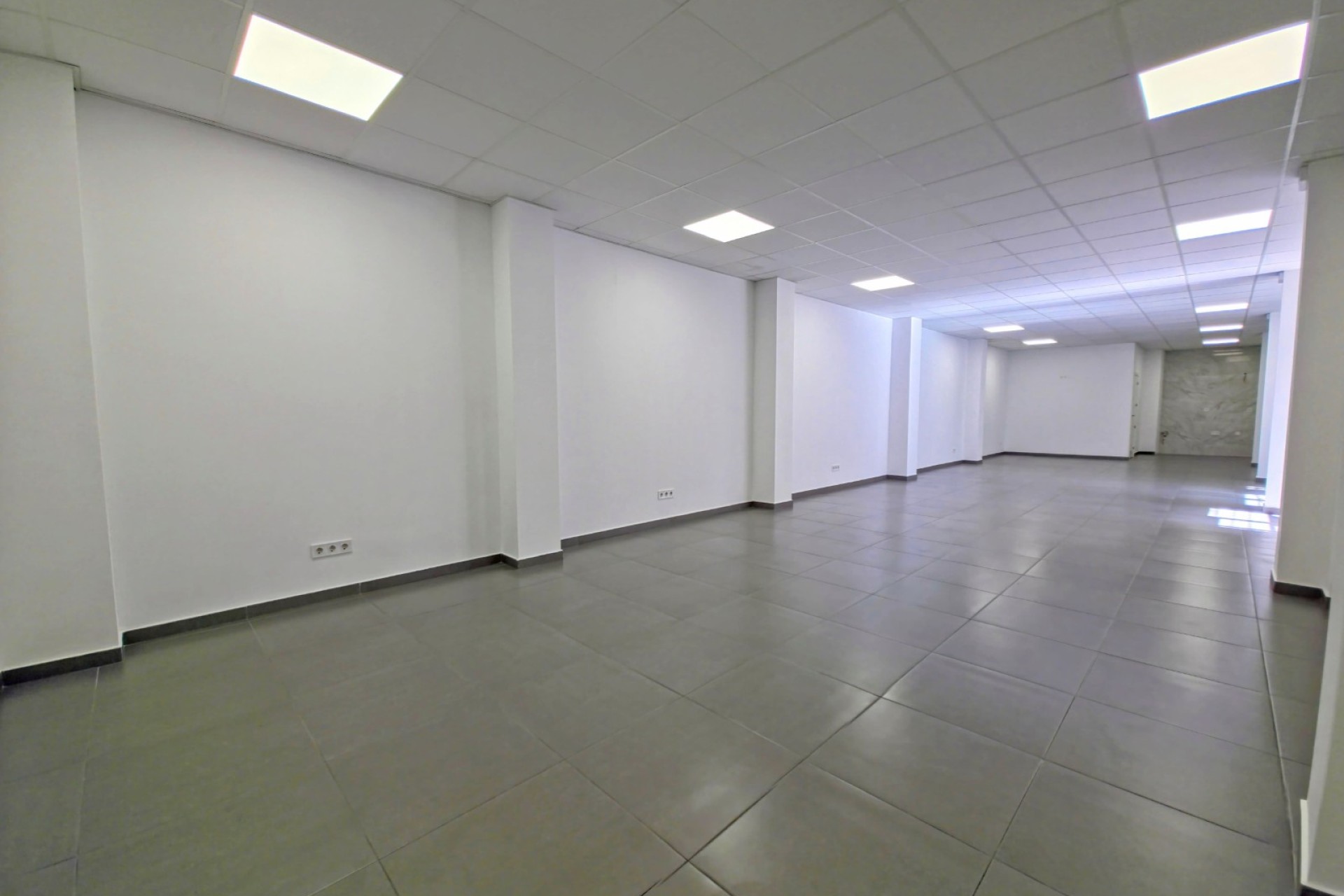 Revente - Commercial - Torrevieja - Center