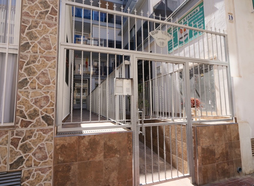 Revente - Commercial - Torrevieja - Center