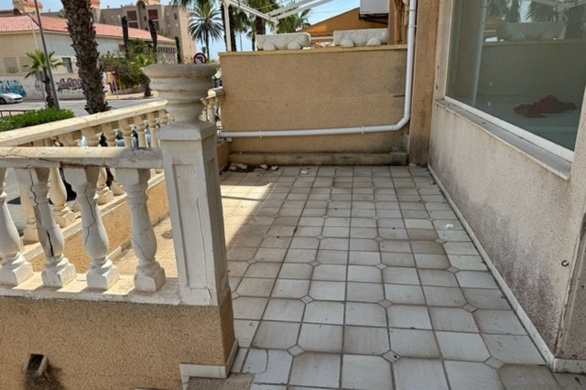 Revente - Commercial - Torrevieja - La Mata