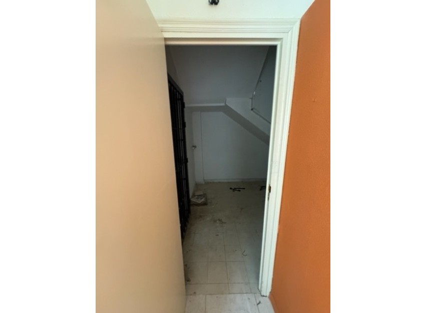 Revente - Commercial - Torrevieja - La Mata