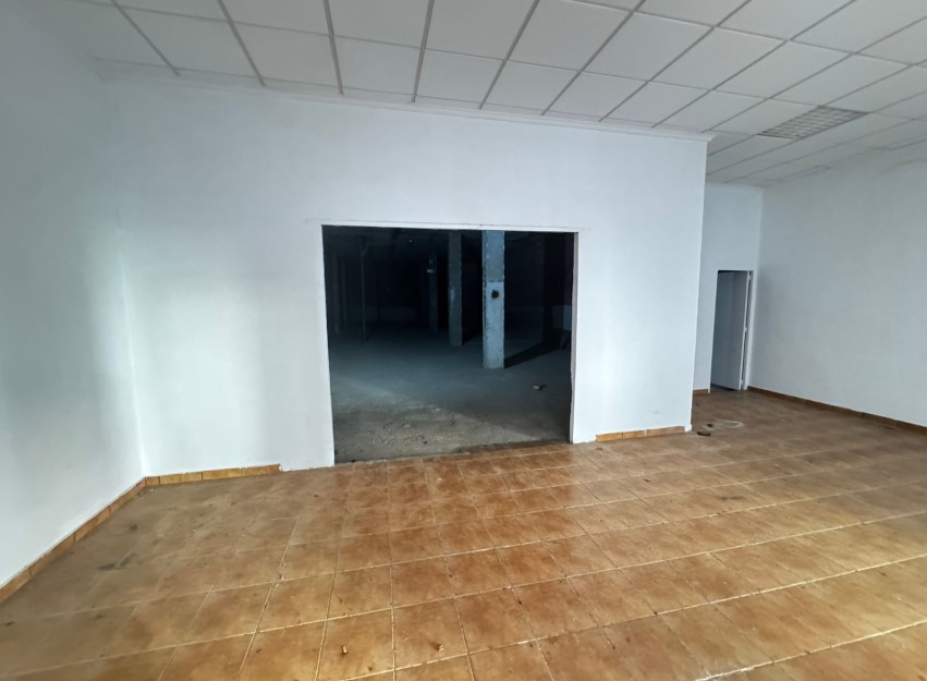 Revente - Commercial - Torrevieja - Playa Los Locos