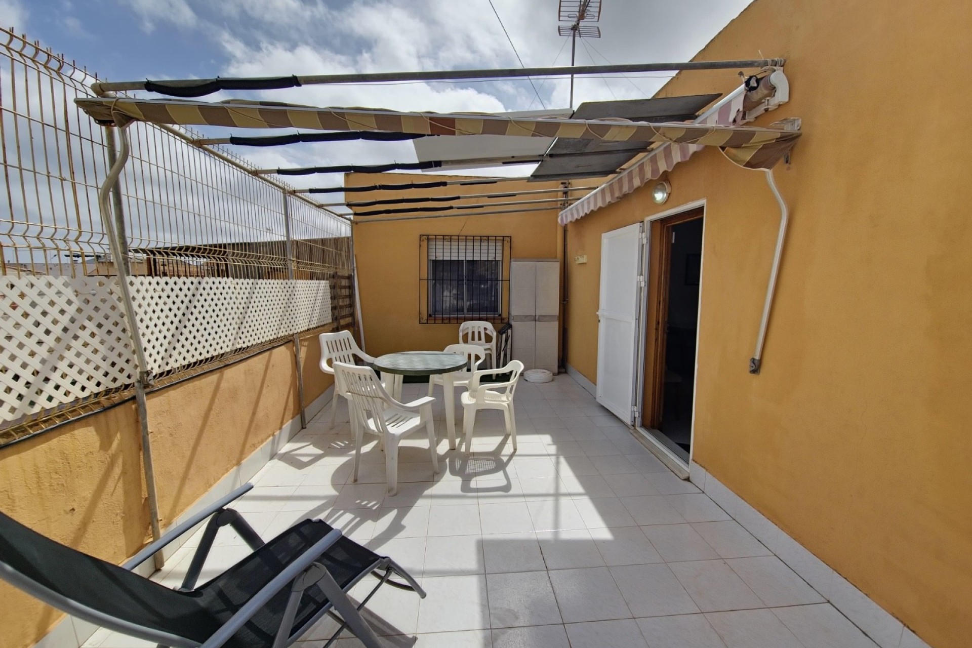Revente - Maison de ville - Los Nietos - Playa