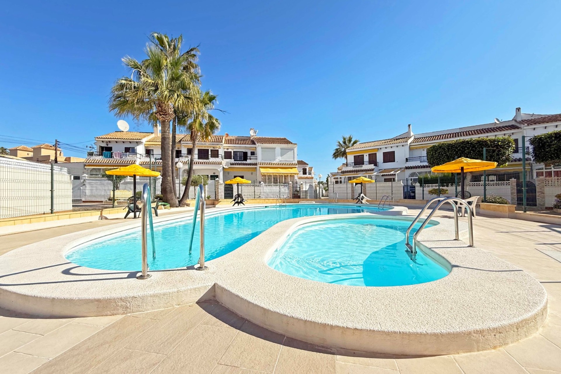 Revente - Maison de ville - Torrevieja - Torrelamata - La Mata