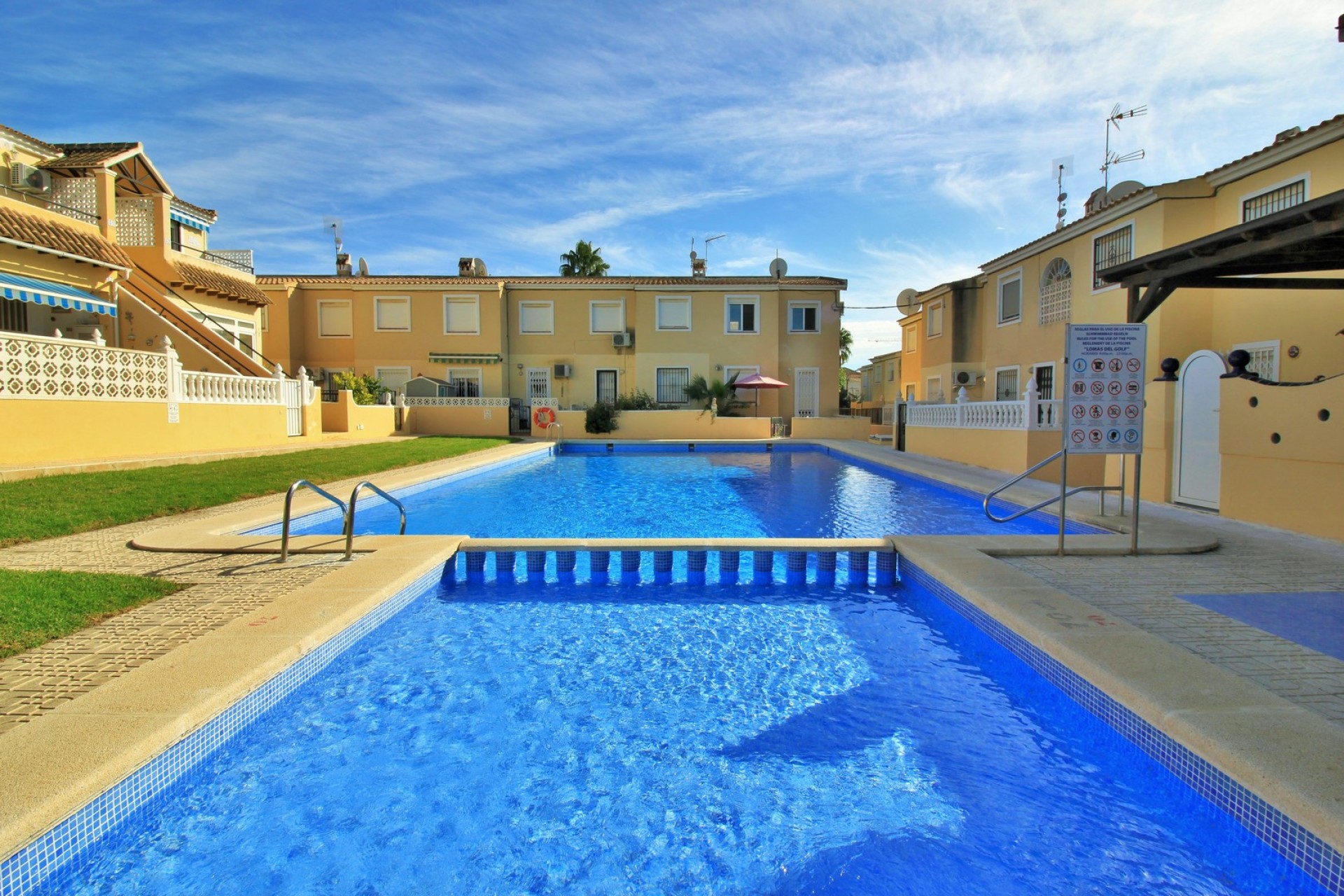 Revente - Maison de ville - Villamartín