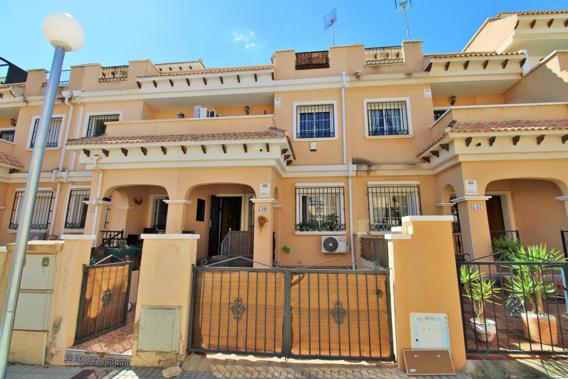 Revente - Maison de ville - Villamartín