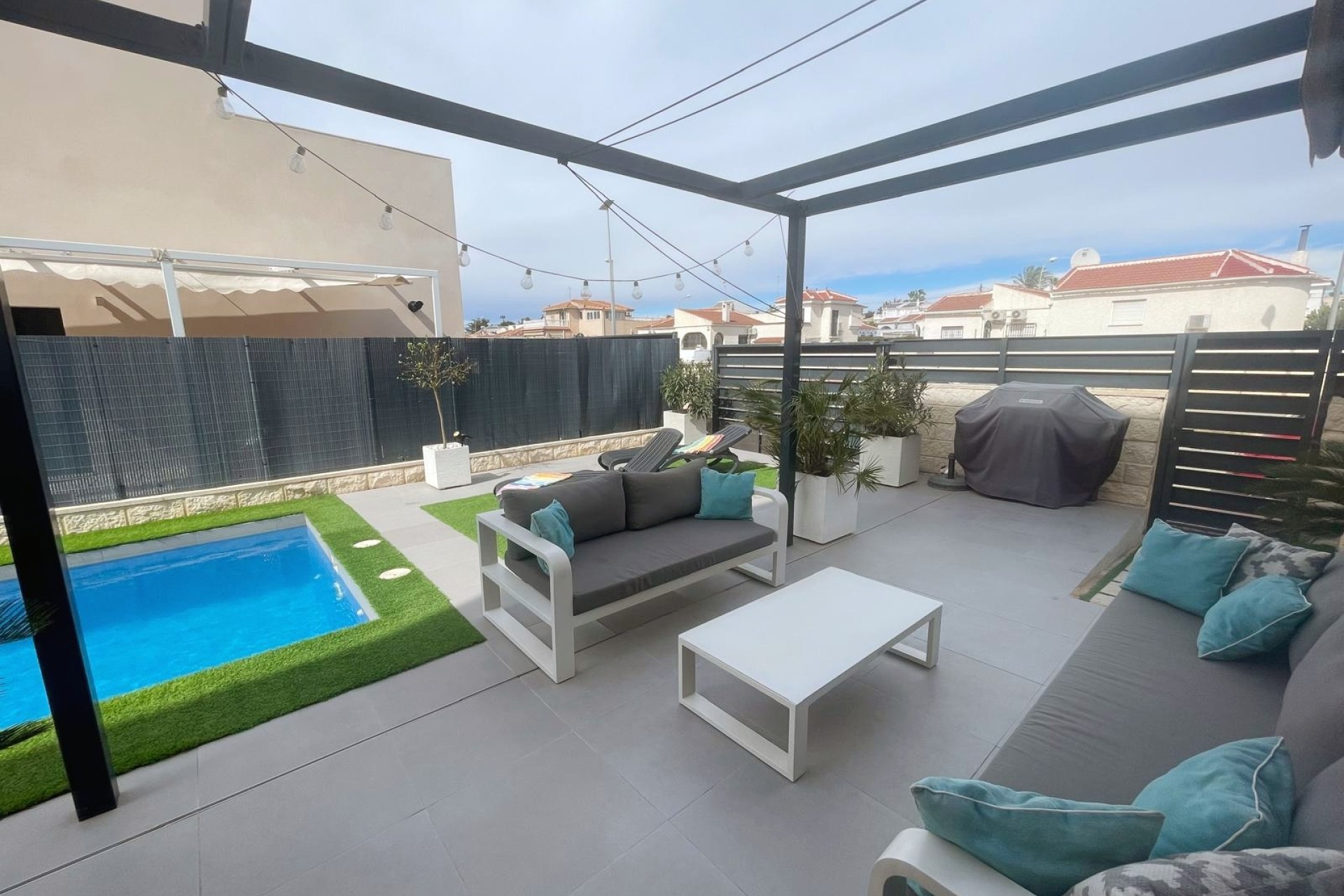 Revente - Villa - Ciudad Quesada - Pueblo Bravo