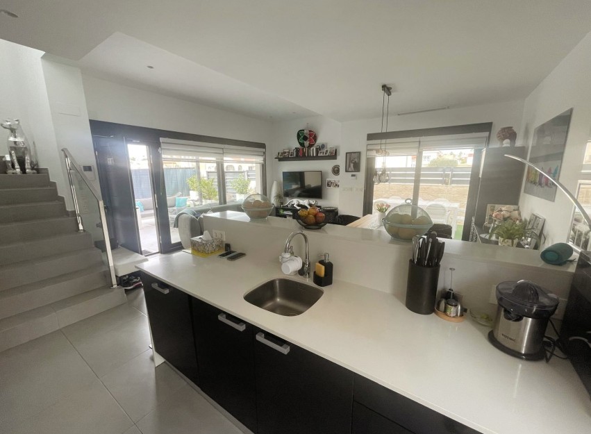 Revente - Villa - Ciudad Quesada - Pueblo Bravo