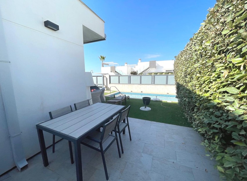 Revente - Villa - Ciudad Quesada - Pueblo Bravo