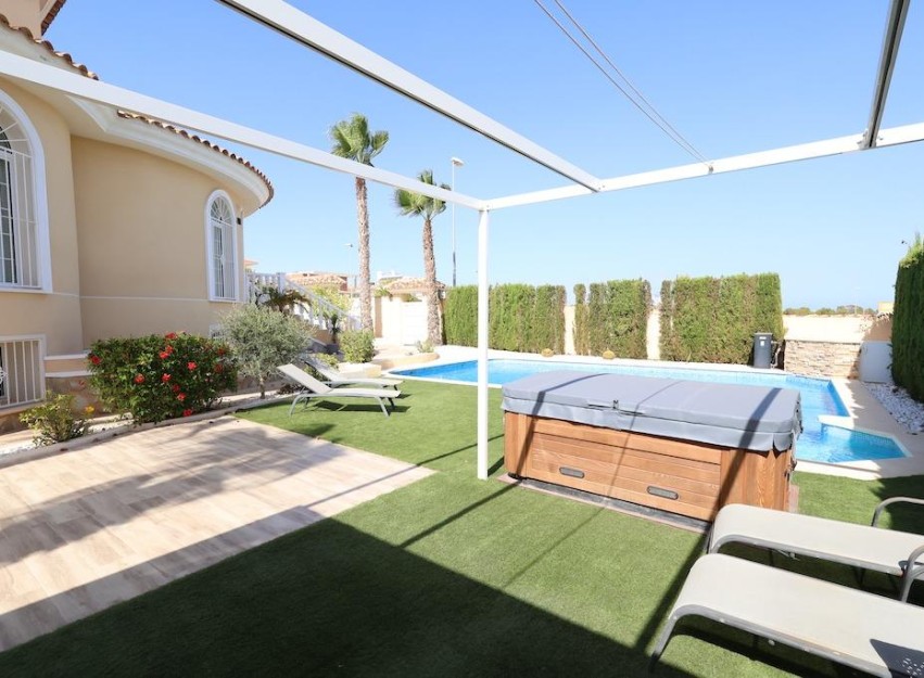 Revente - Villa - Ciudad Quesada