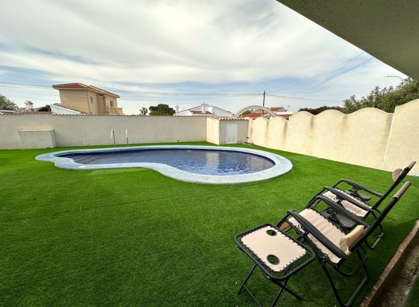 Revente - Villa - Ciudad Quesada