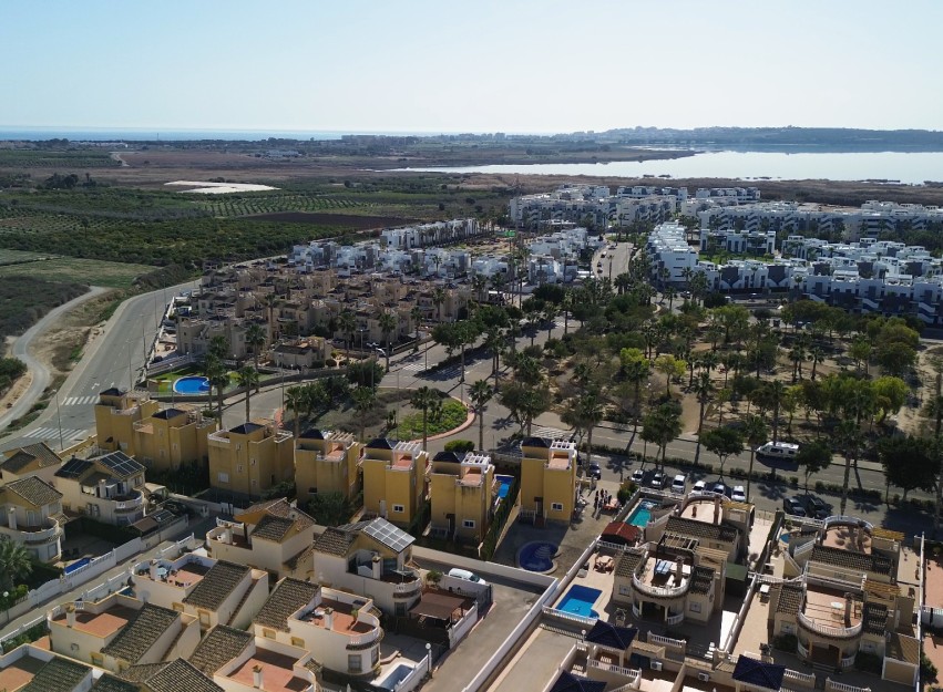 Revente - Villa - Guardamar del Segura - El Raso