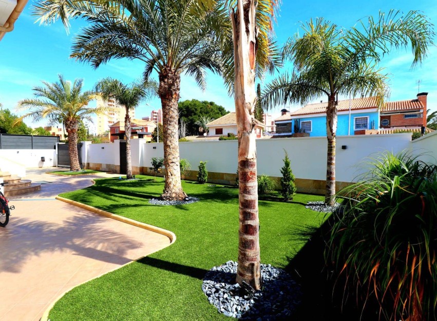 Revente - Villa - Orihuela Costa - Campoamor