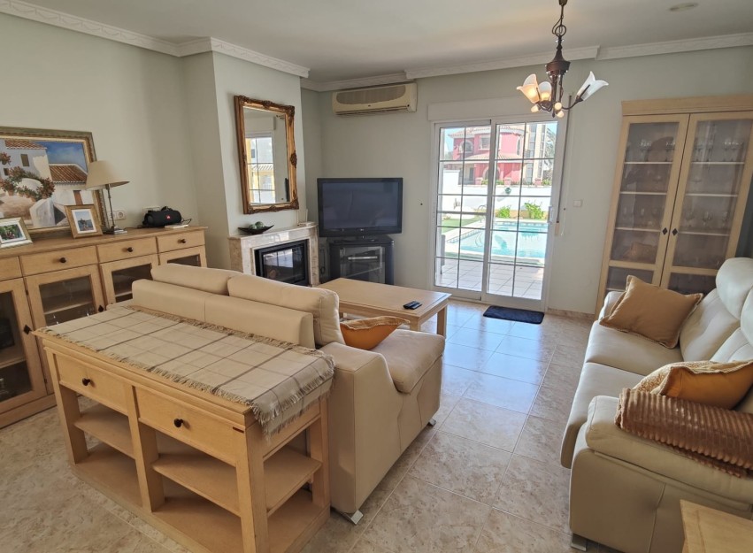 Revente - Villa - Orihuela Costa - La Zenia