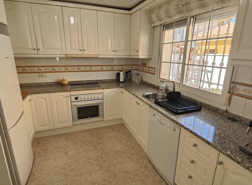 Revente - Villa - Orihuela Costa - La Zenia