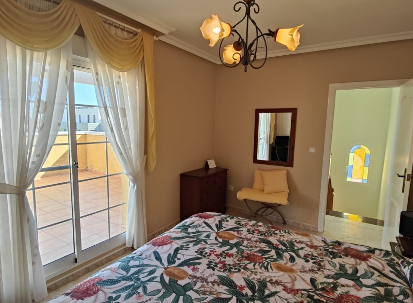 Revente - Villa - Orihuela Costa - La Zenia