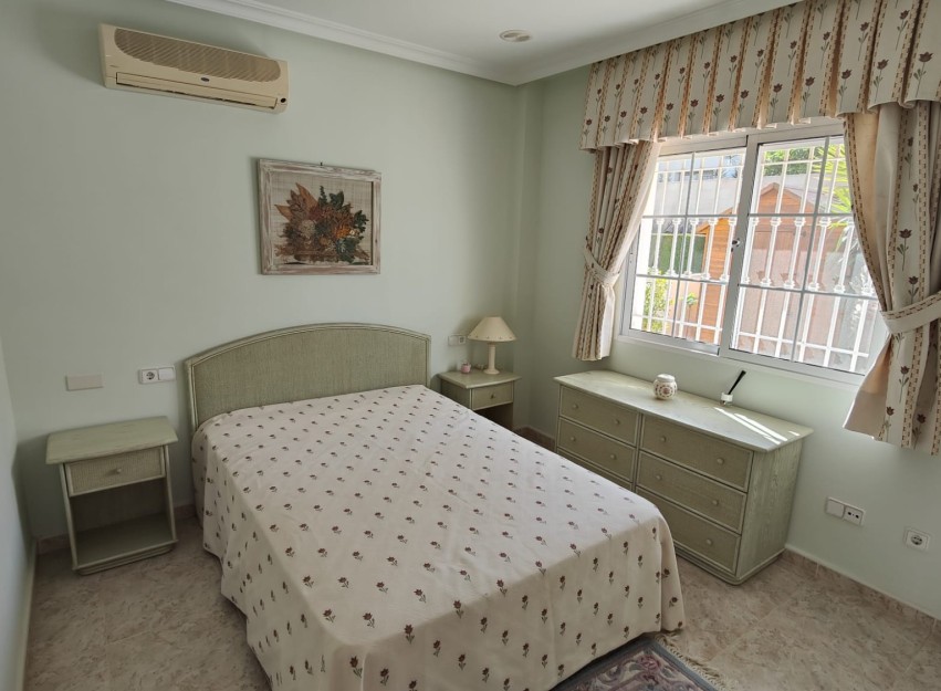 Revente - Villa - Orihuela Costa - La Zenia