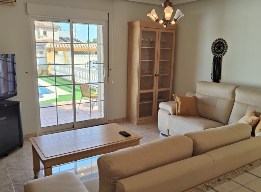 Revente - Villa - Orihuela Costa - La Zenia
