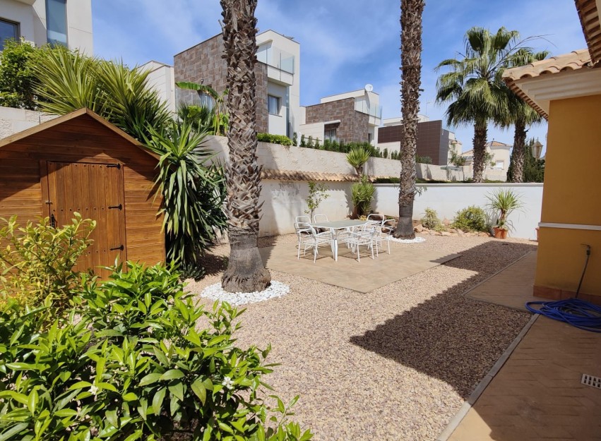 Revente - Villa - Orihuela Costa - La Zenia