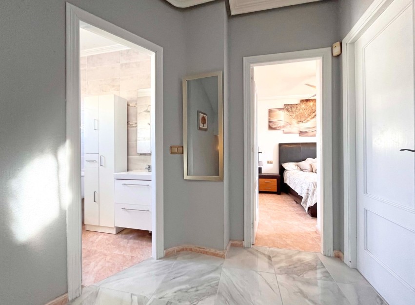 Revente - Villa - Orihuela Costa - La Zenia