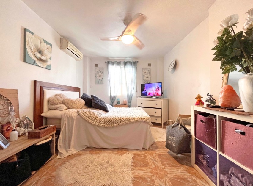 Revente - Villa - Orihuela Costa - La Zenia