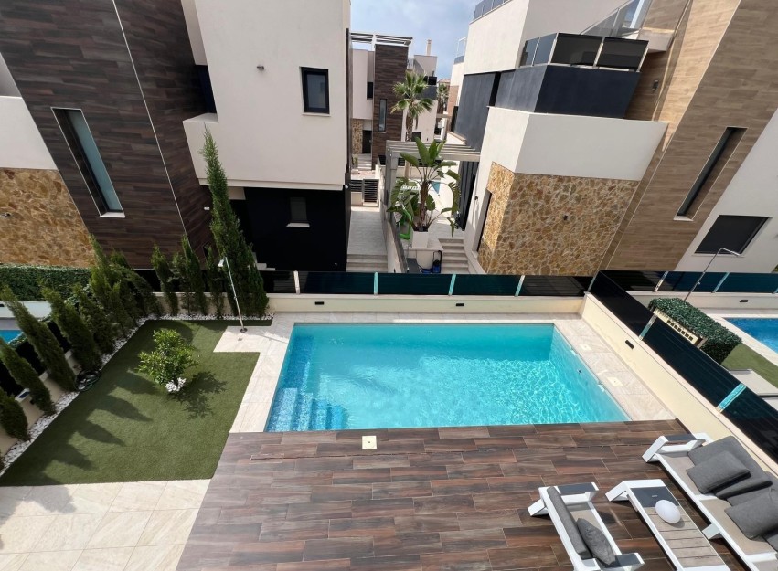 Revente - Villa - Orihuela Costa - Lomas De Cabo Roig