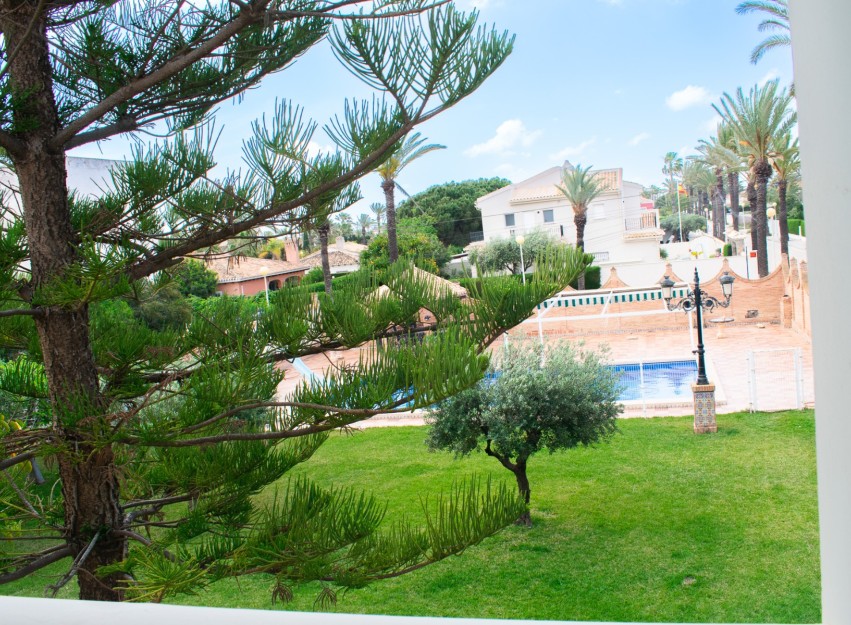 Revente - Villa - Orihuela Costa - MUY CERCA DE LA PLAYA