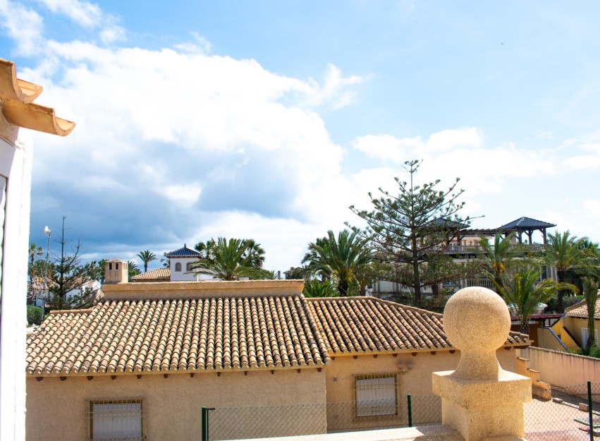 Revente - Villa - Orihuela Costa - MUY CERCA DE LA PLAYA