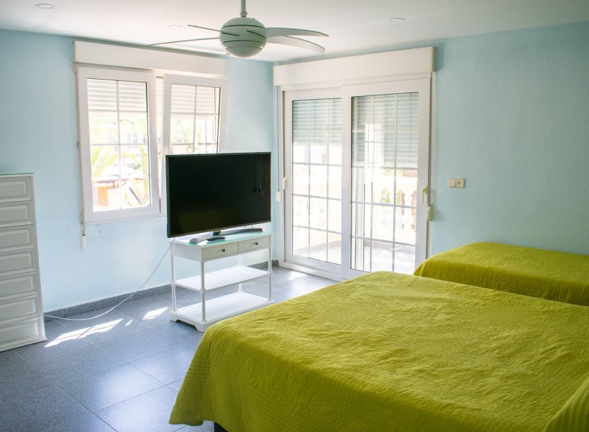 Revente - Villa - Orihuela Costa - MUY CERCA DE LA PLAYA