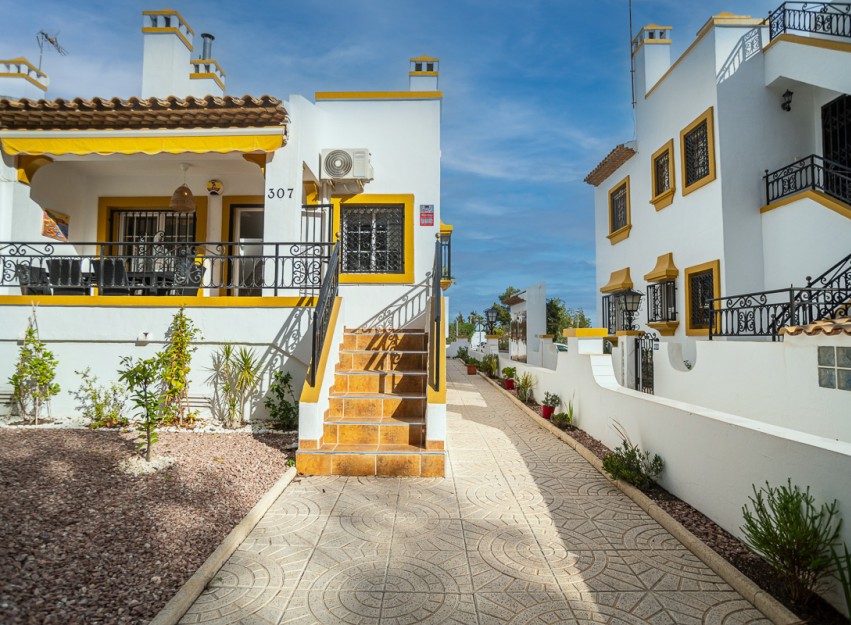 Revente - Villa - Orihuela Costa - Villa Martin