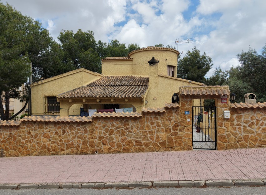Revente - Villa - Orihuela Costa - Villamartín