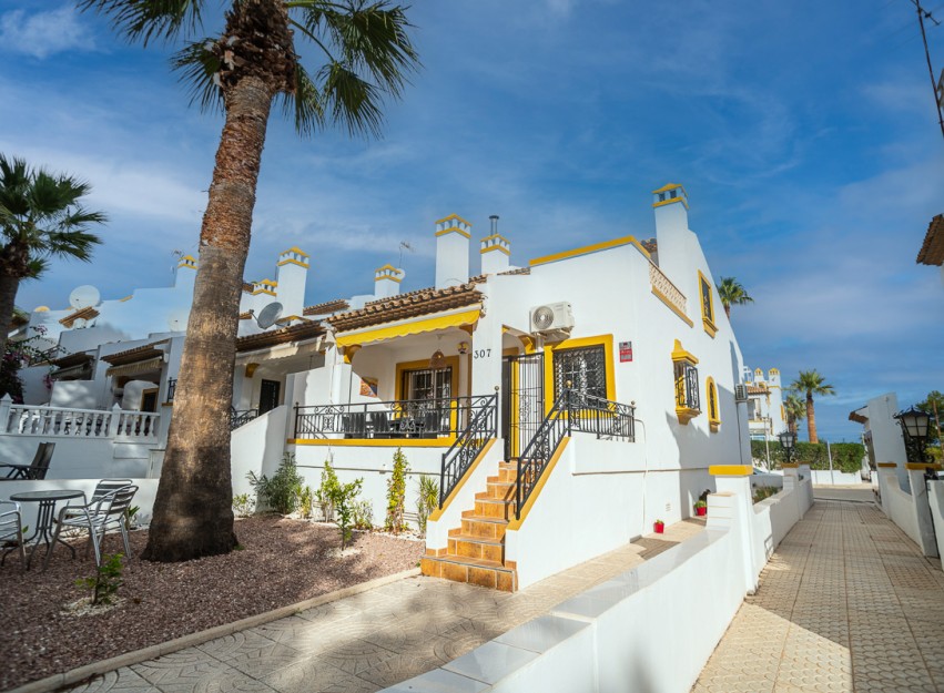 Revente - Villa - Orihuela Costa - Villamartín