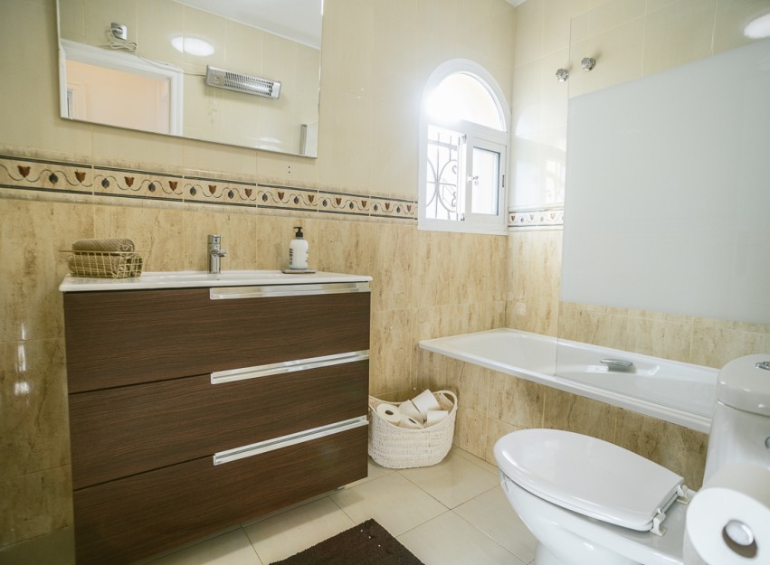 Revente - Villa - Orihuela Costa - Villamartín