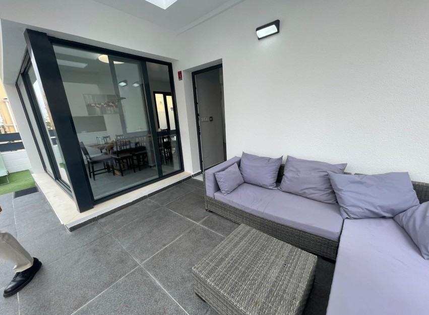 Revente - Villa - Orihuela Costa - Villamartín