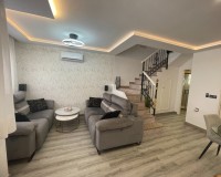 Revente - Villa - Orihuela Costa - Villamartín
