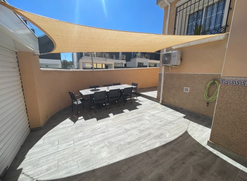 Revente - Villa - Orihuela Costa - Villamartín