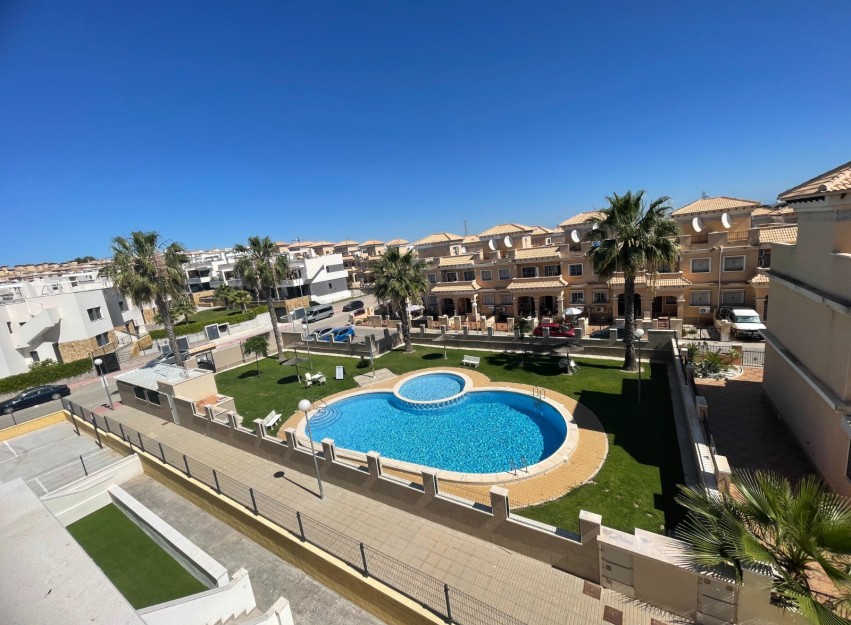 Revente - Villa - Orihuela Costa - Villamartín