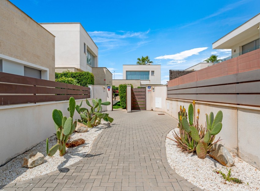 Revente - Villa - Orihuela - Vistabella