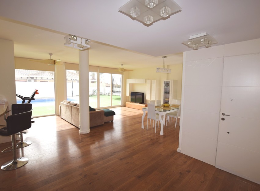 Revente - Villa - San Fulgencio - La Marina